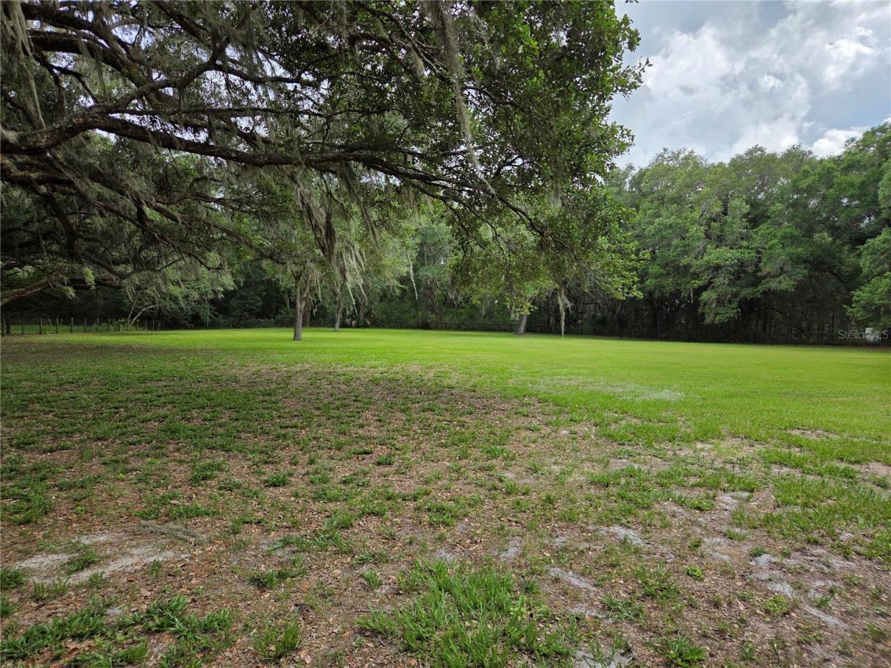 2450 SE 190th Terrace , Morriston, FL 32668 Photo