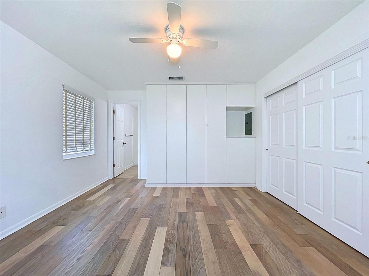 3212 38th Way S, Unit E, Saint Petersburg, FL 33711 Photo