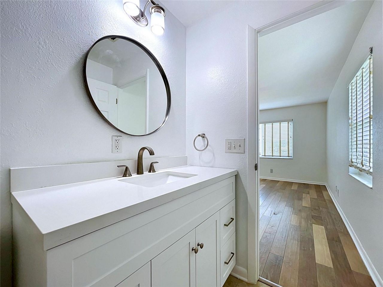 3212 38th Way S, Unit E, Saint Petersburg, FL 33711 Photo