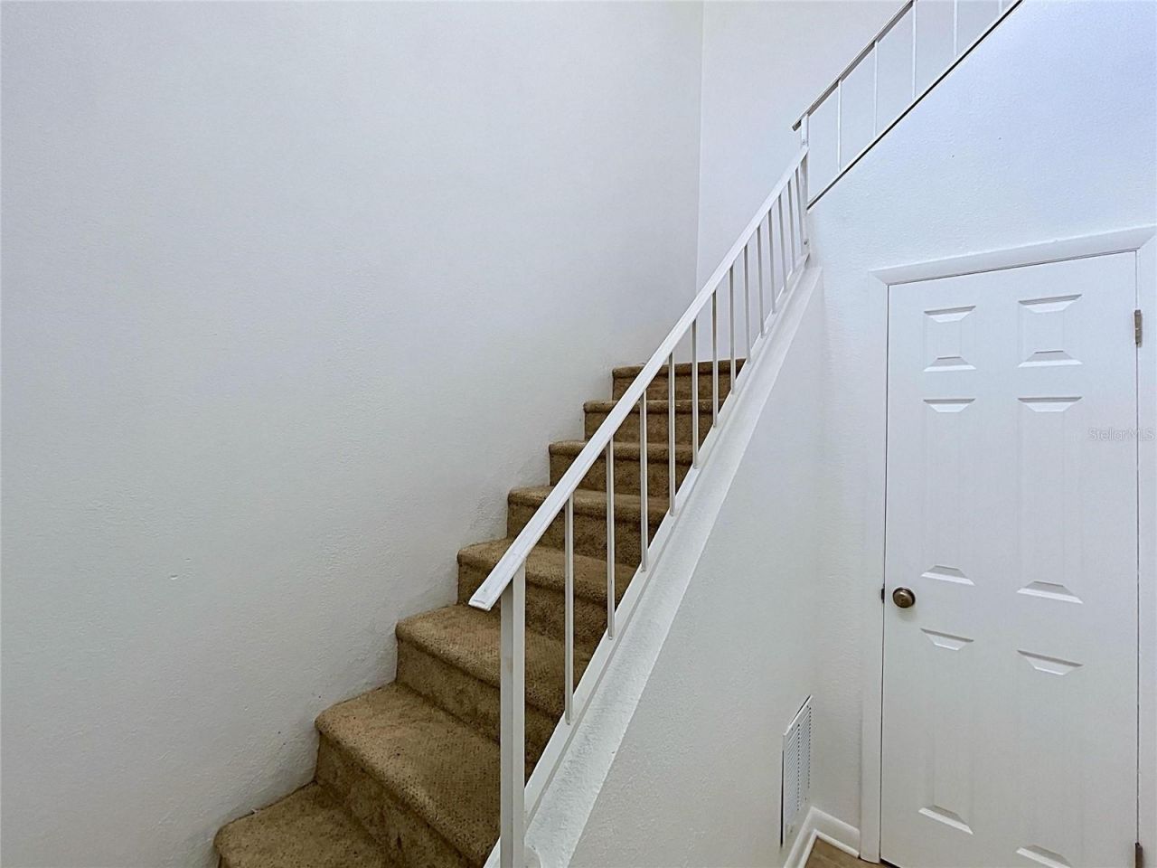 3212 38th Way S, Unit E, Saint Petersburg, FL 33711 Photo