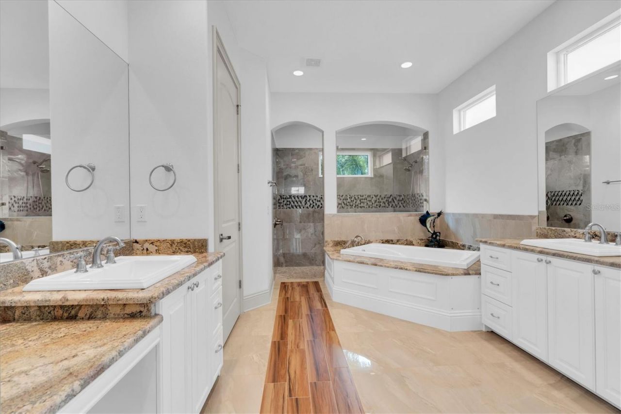 811 Birdie Way, Apollo Beach, FL 33572 Photo