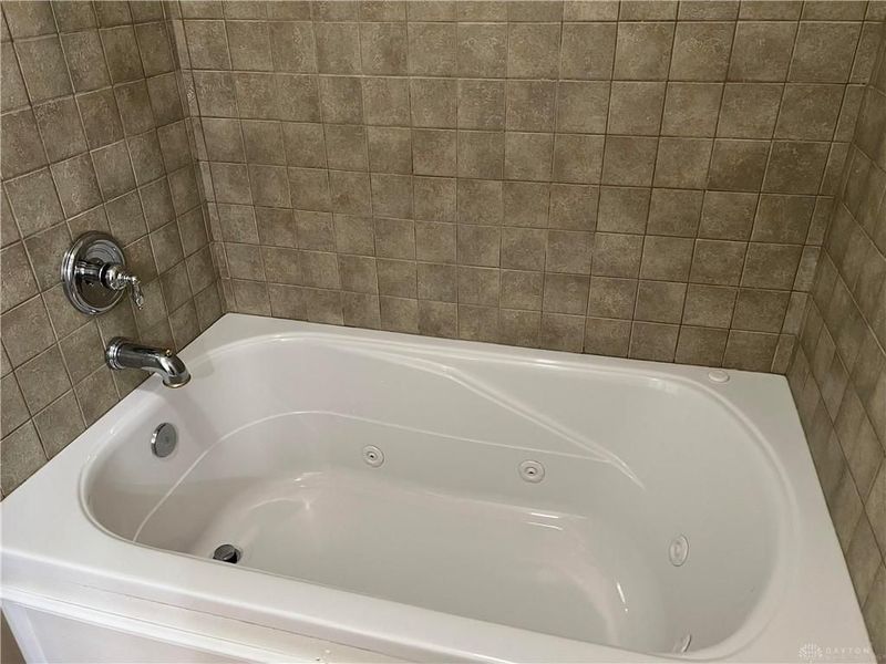 3658 Lilac Lane, Unit 4, Beavercreek, OH 45431 Photo 12
