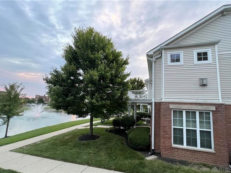 3658 Lilac Lane, Unit 4, Beavercreek, OH 45431 Photo 2