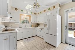 1824 Fairhaven Drive  photo 4