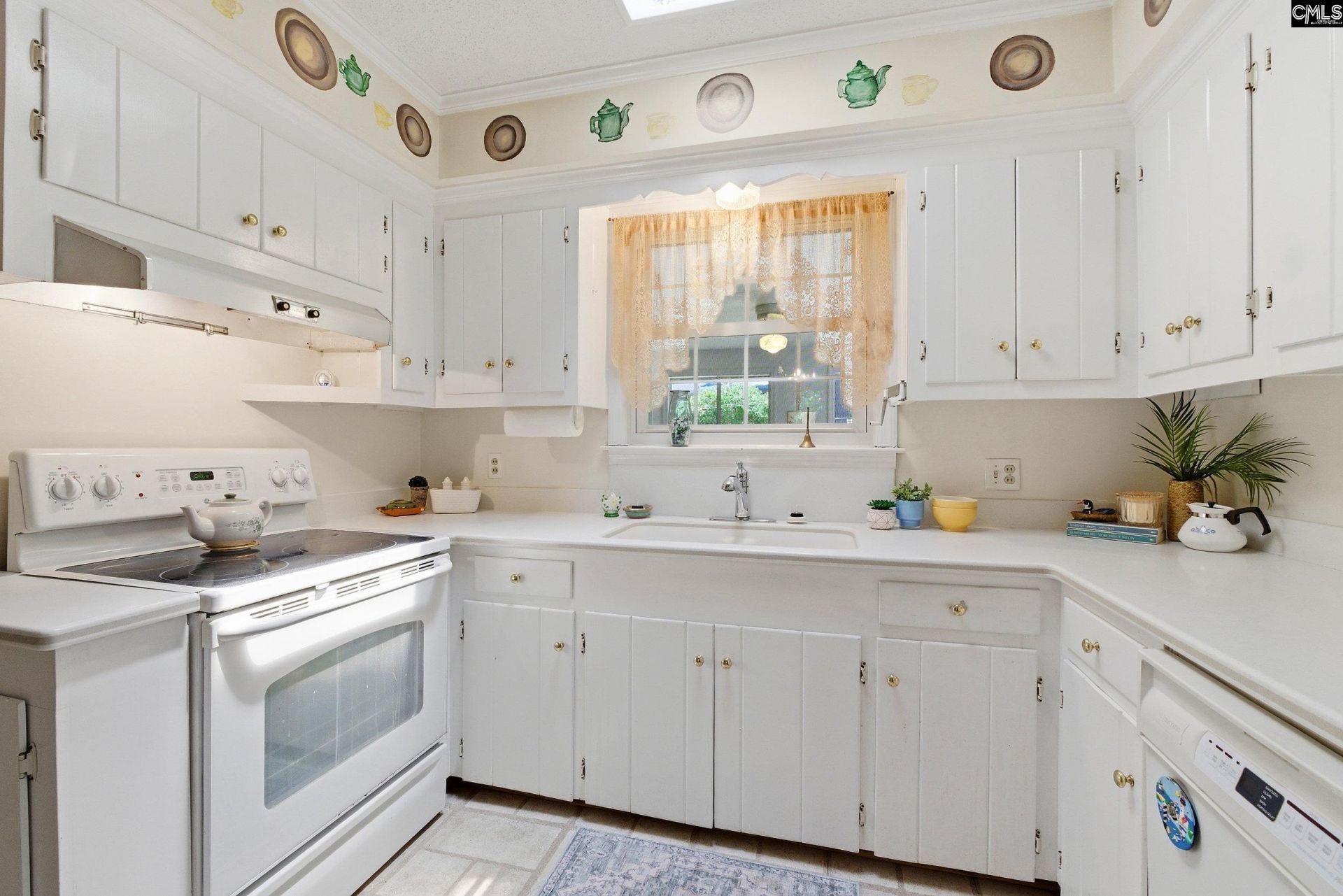 1824 Fairhaven Drive  Photo 4