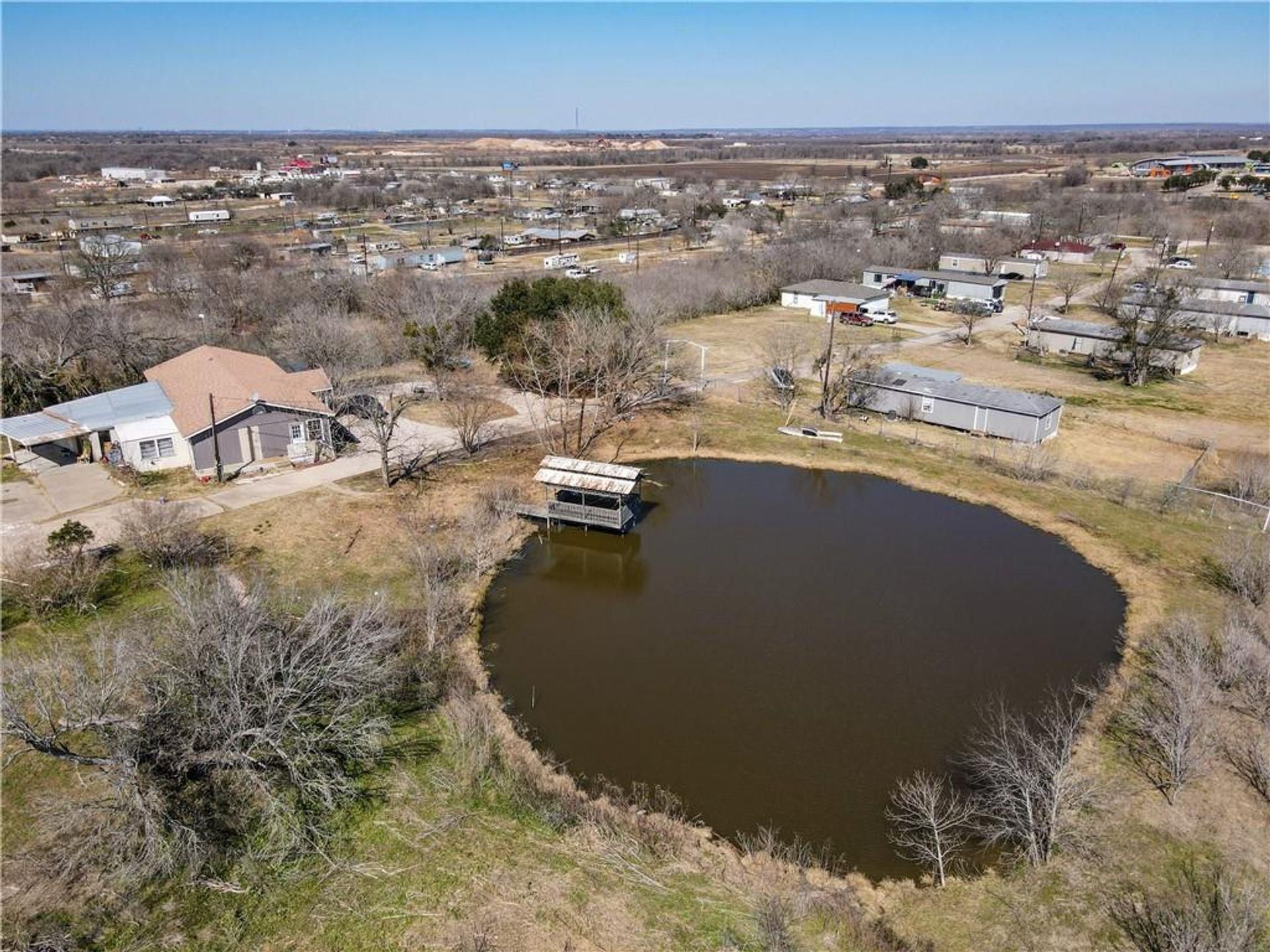 133 Old Bastrop Rd, Unit E, Cedar Creek, TX 78612 Main Photo