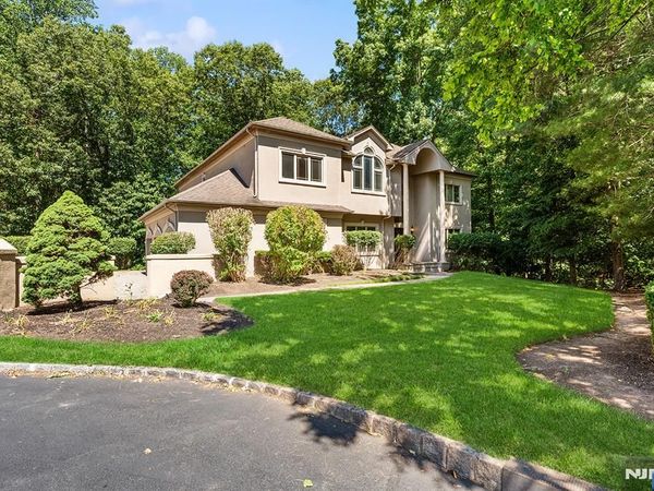 307 Daffodil Drive, NORWOOD, NJ 07648