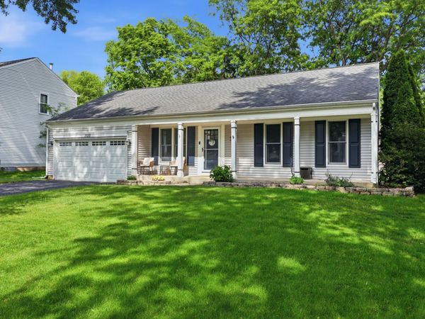 1125 Meghan Avenue , Algonquin, IL 60102