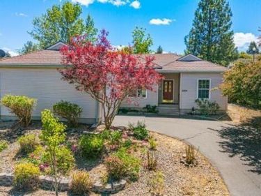 2054 California Avenue, Klamath Falls, OR 97601
