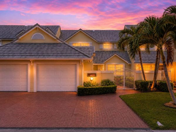 4825 NW 98th Place, Doral, FL 33178