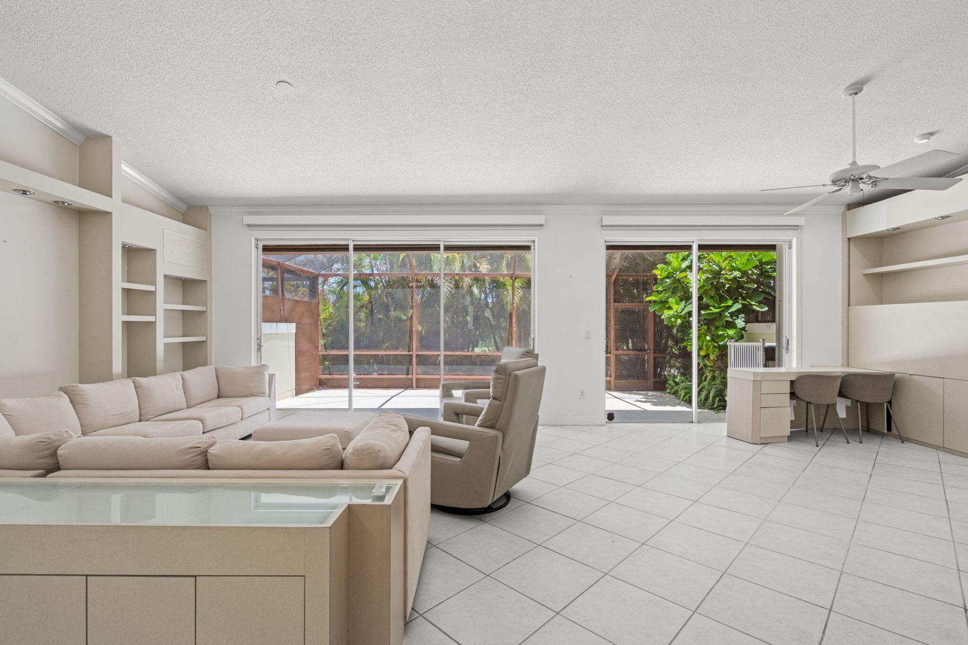 4825 NW 98th Place, Doral, FL 33178 Photo