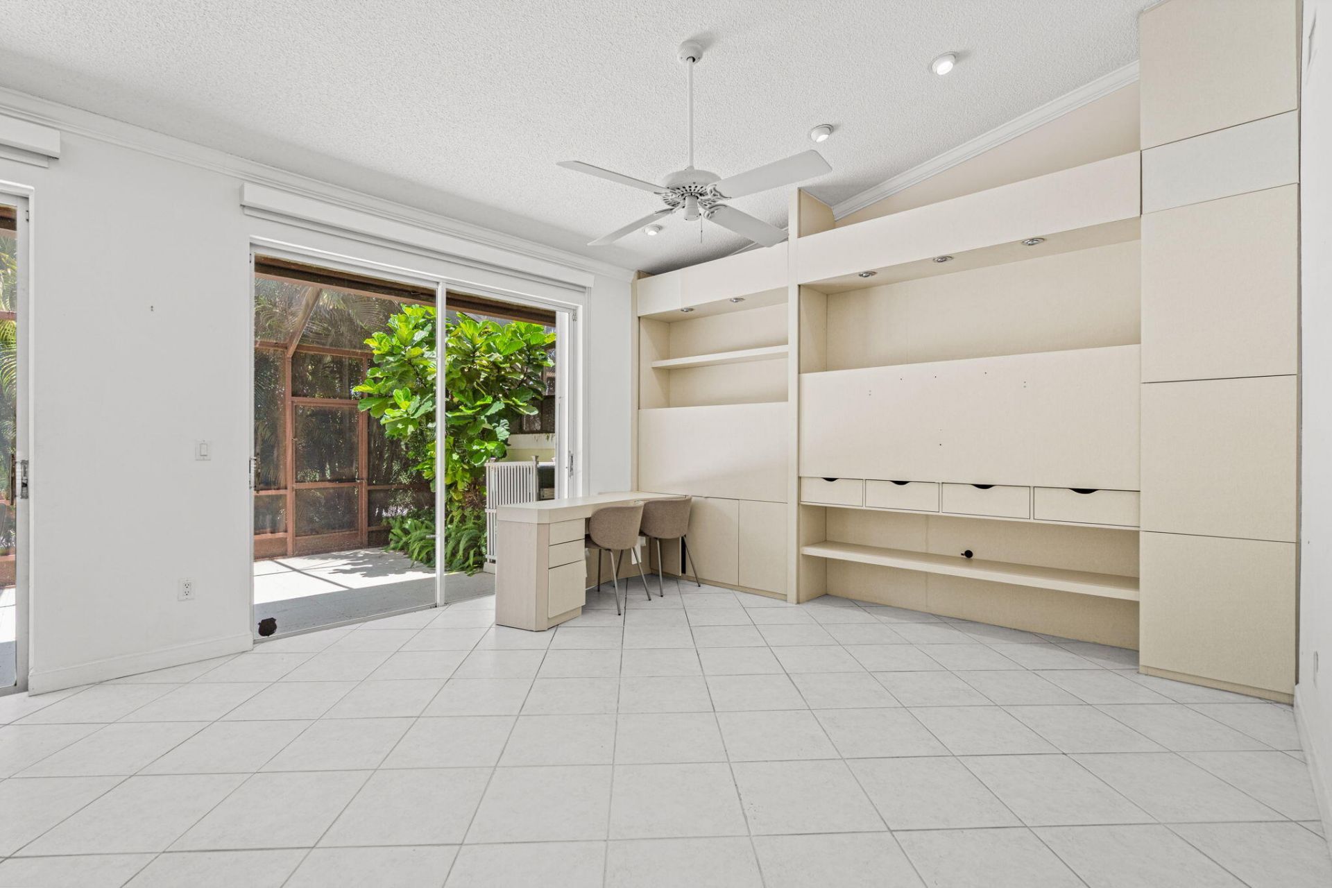 4825 NW 98th Place, Doral, FL 33178 Photo