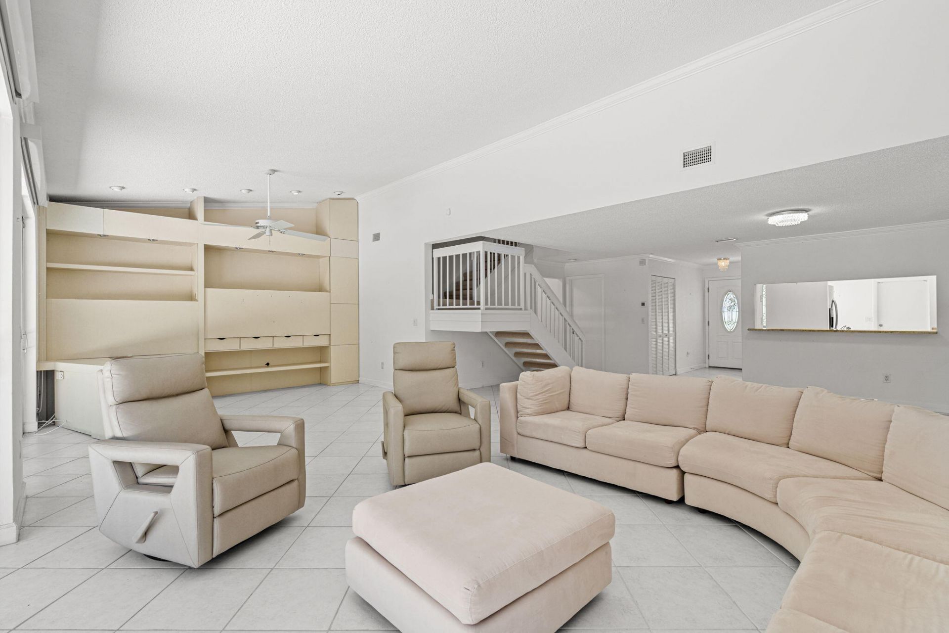 4825 NW 98th Place, Doral, FL 33178 Photo