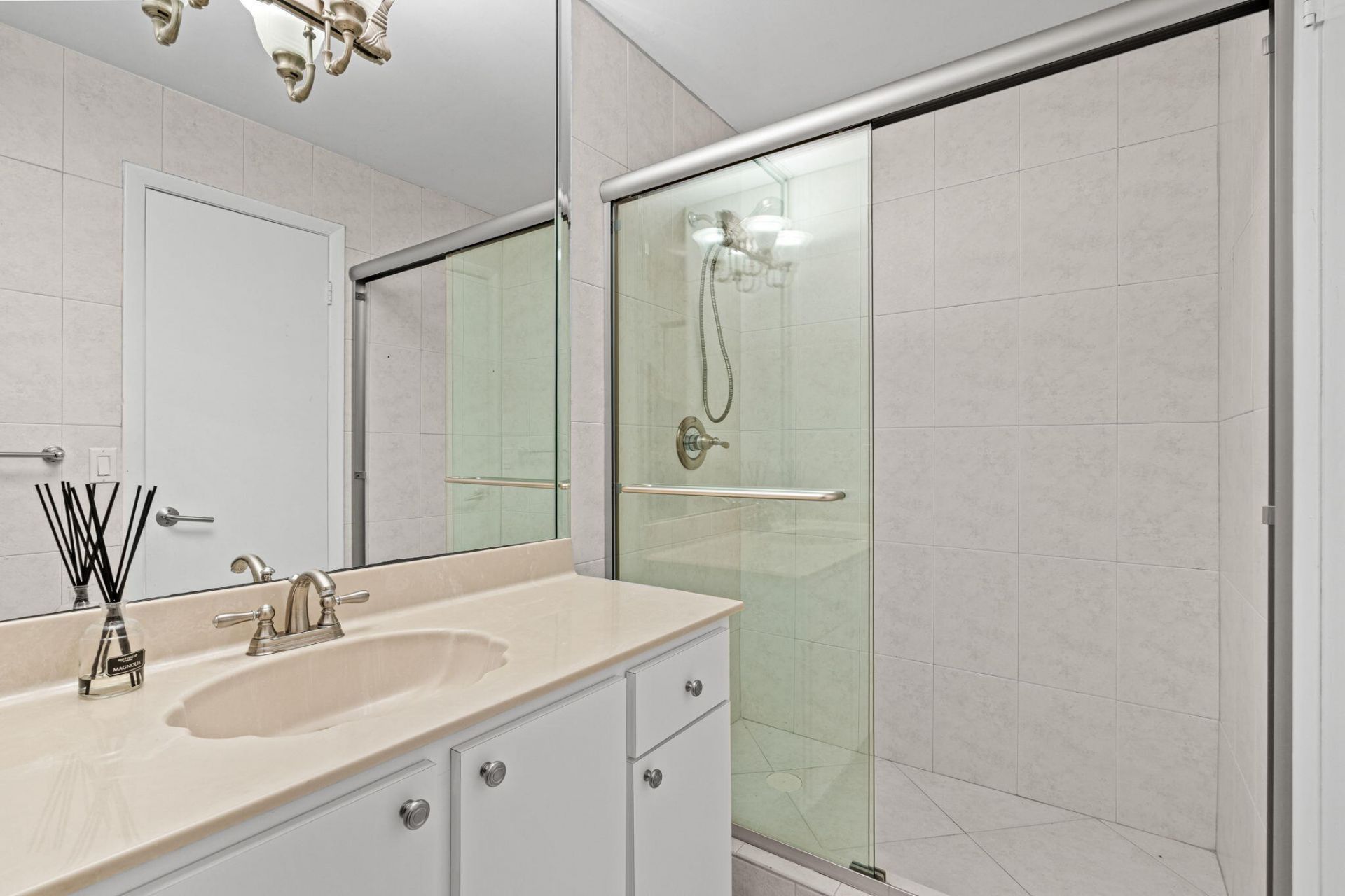 4825 NW 98th Place, Doral, FL 33178 Photo
