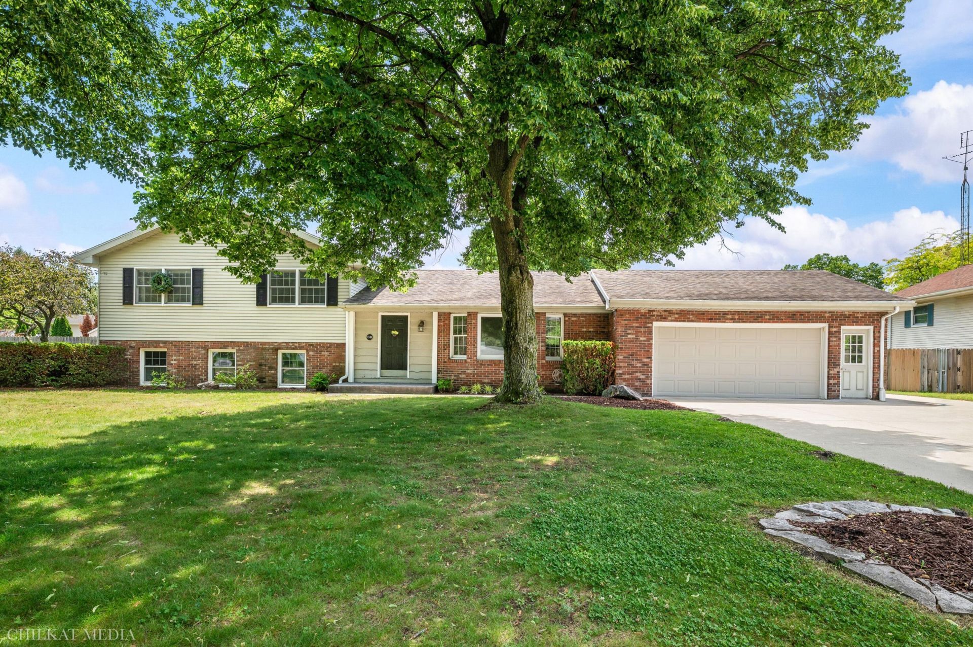 1346 Desmond Street, Saint Joseph, MI 49085 Main Photo