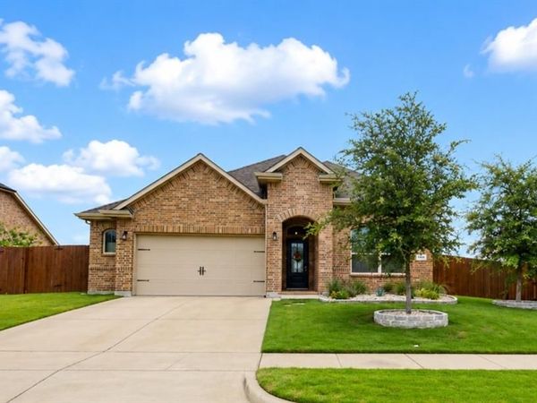 1624 Omaha Drive, Granbury, TX 76049