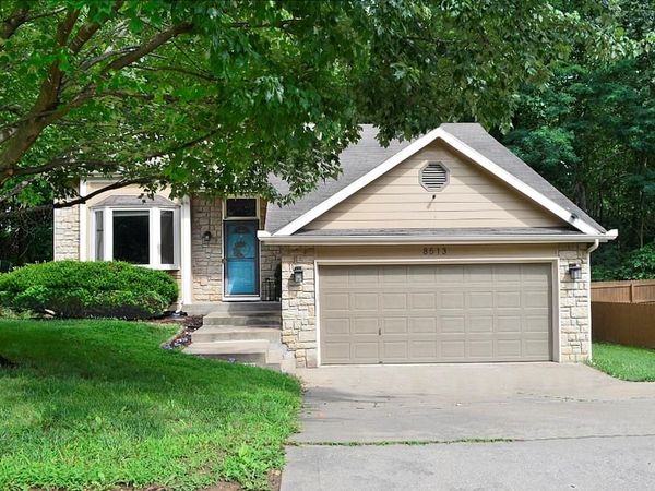 8513 NW 81st Terrace, Kansas City, MO 64152
