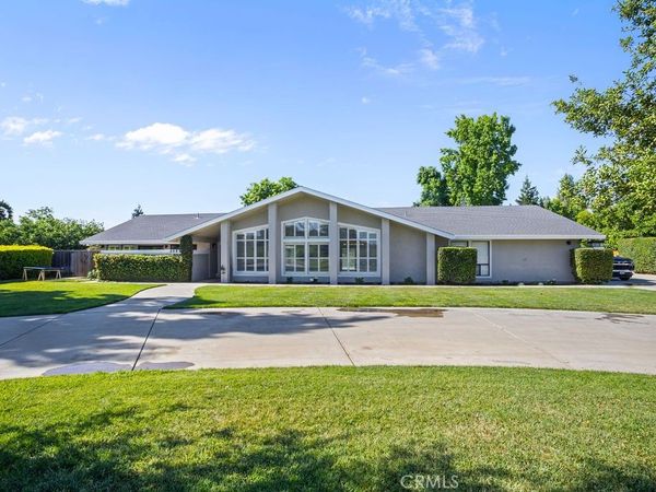 2698 E South Bear Creek, Merced, CA 95340