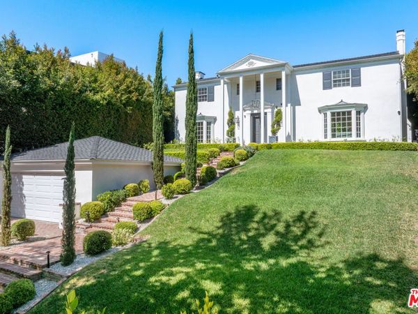 462 Warner Avenue, Los Angeles, CA 90024
