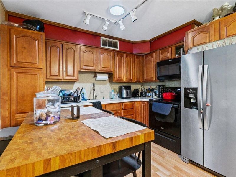 1567 Baxter Drive , Columbus, OH 43227 Photo 6