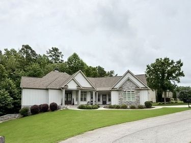 415 Vanderbilt Parkway, Newnan, GA 30265