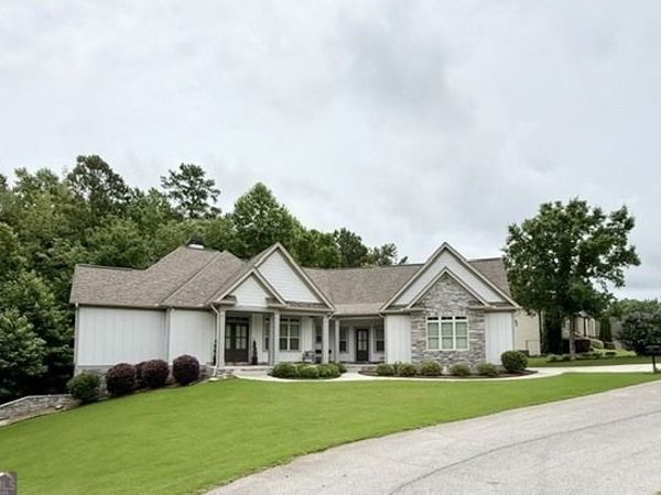 415 Vanderbilt Parkway, Newnan, GA 30265