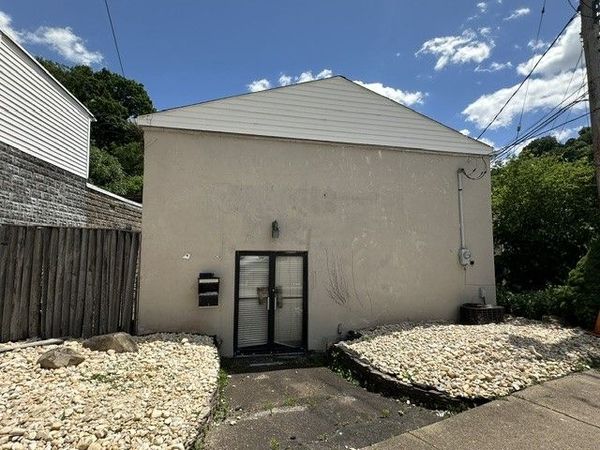 454 W 8th Ave, Homestead, PA 15120
