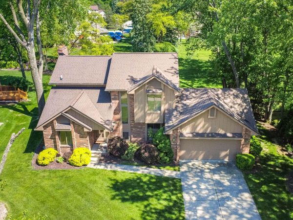 6718 Forest Park Drive, Troy, MI 48098