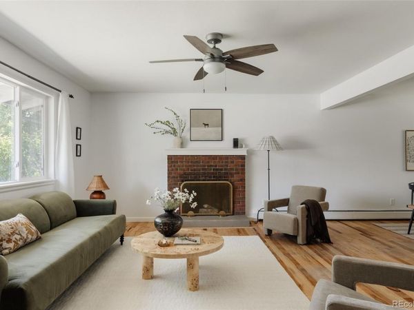 5946 W Iowa Place , Lakewood, CO 80232