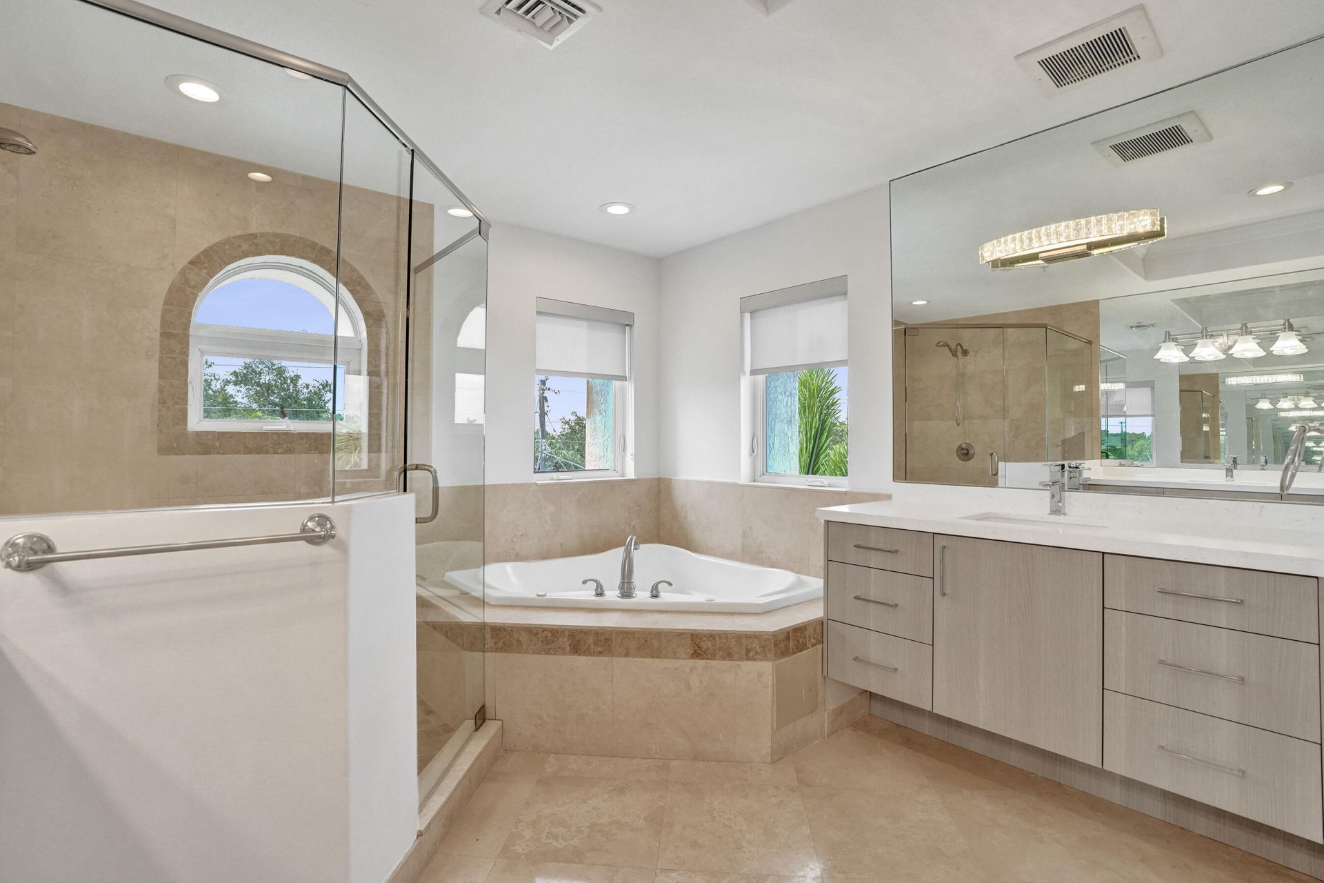 804 NE 7th Street, Fort Lauderdale, FL 33304 Photo