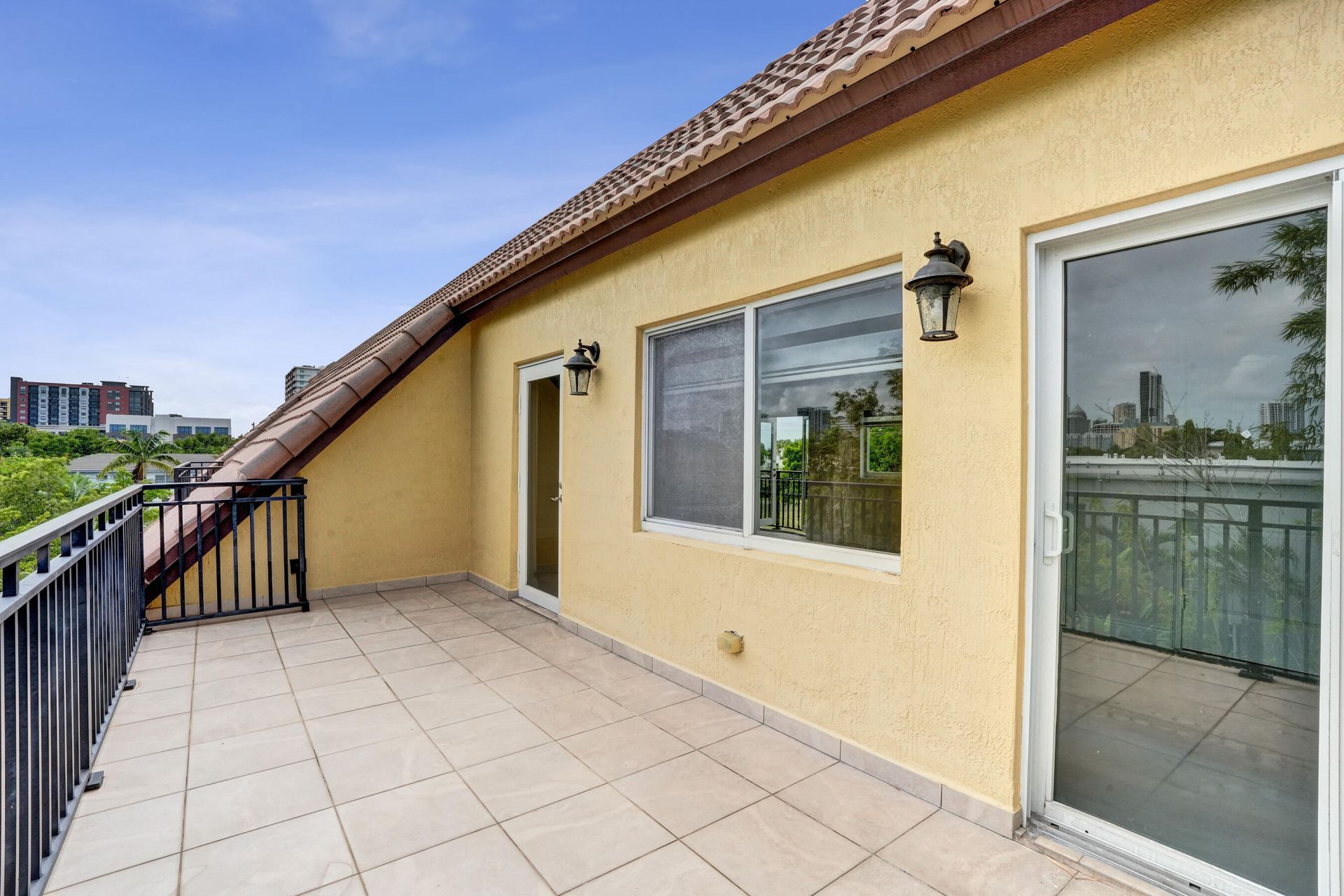 804 NE 7th Street, Fort Lauderdale, FL 33304 Photo