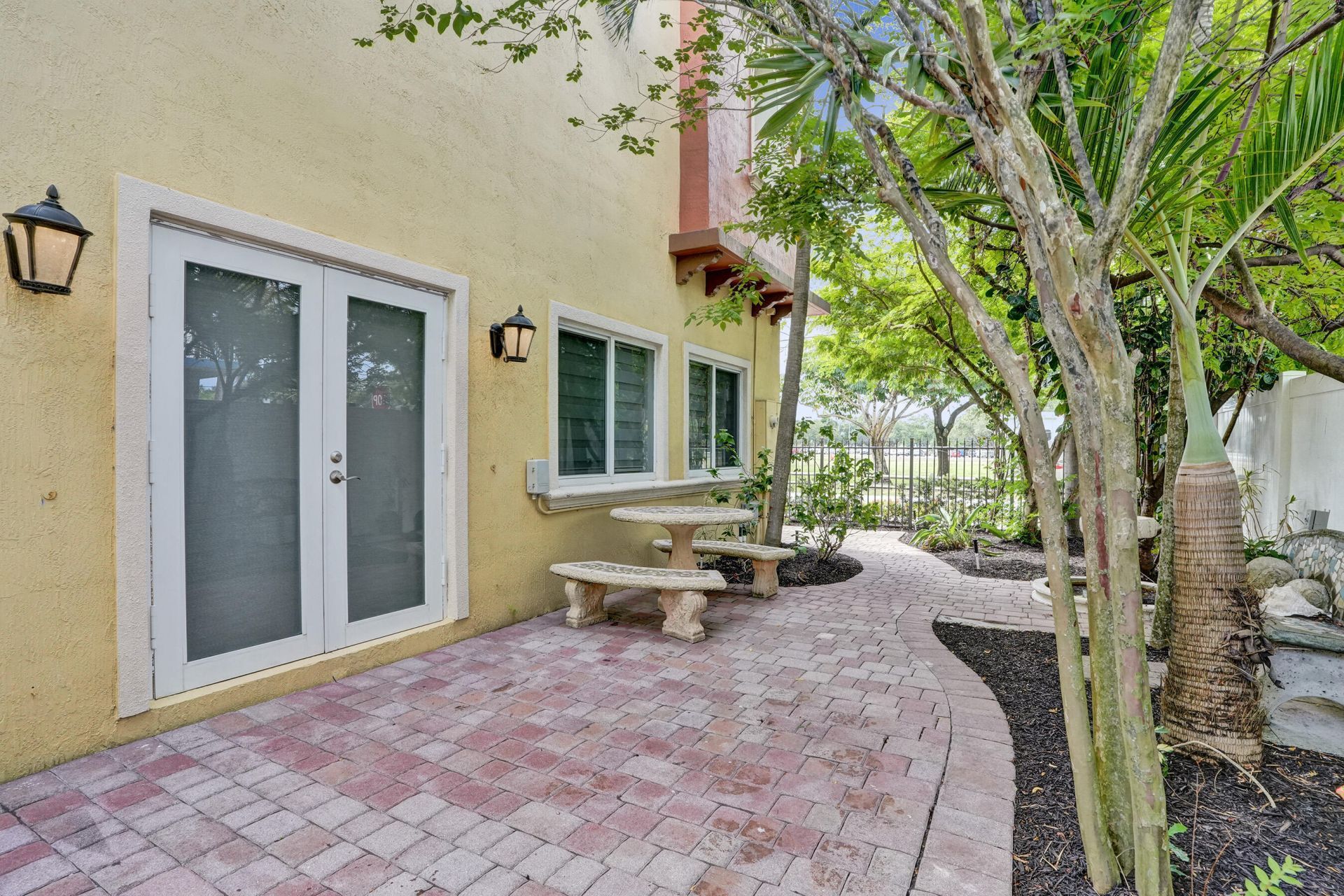804 NE 7th Street, Fort Lauderdale, FL 33304 Photo