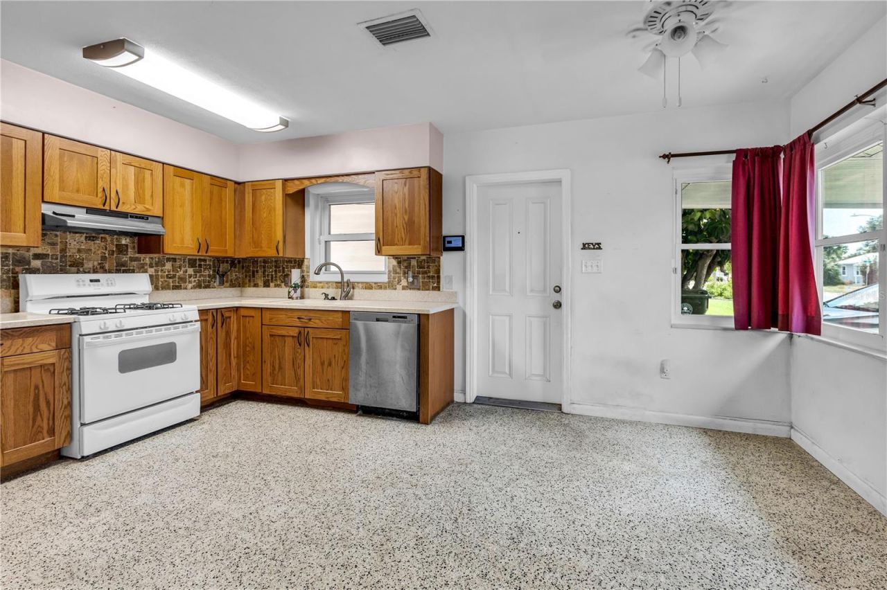 609 20th Avenue W, Bradenton, FL 34205 Photo