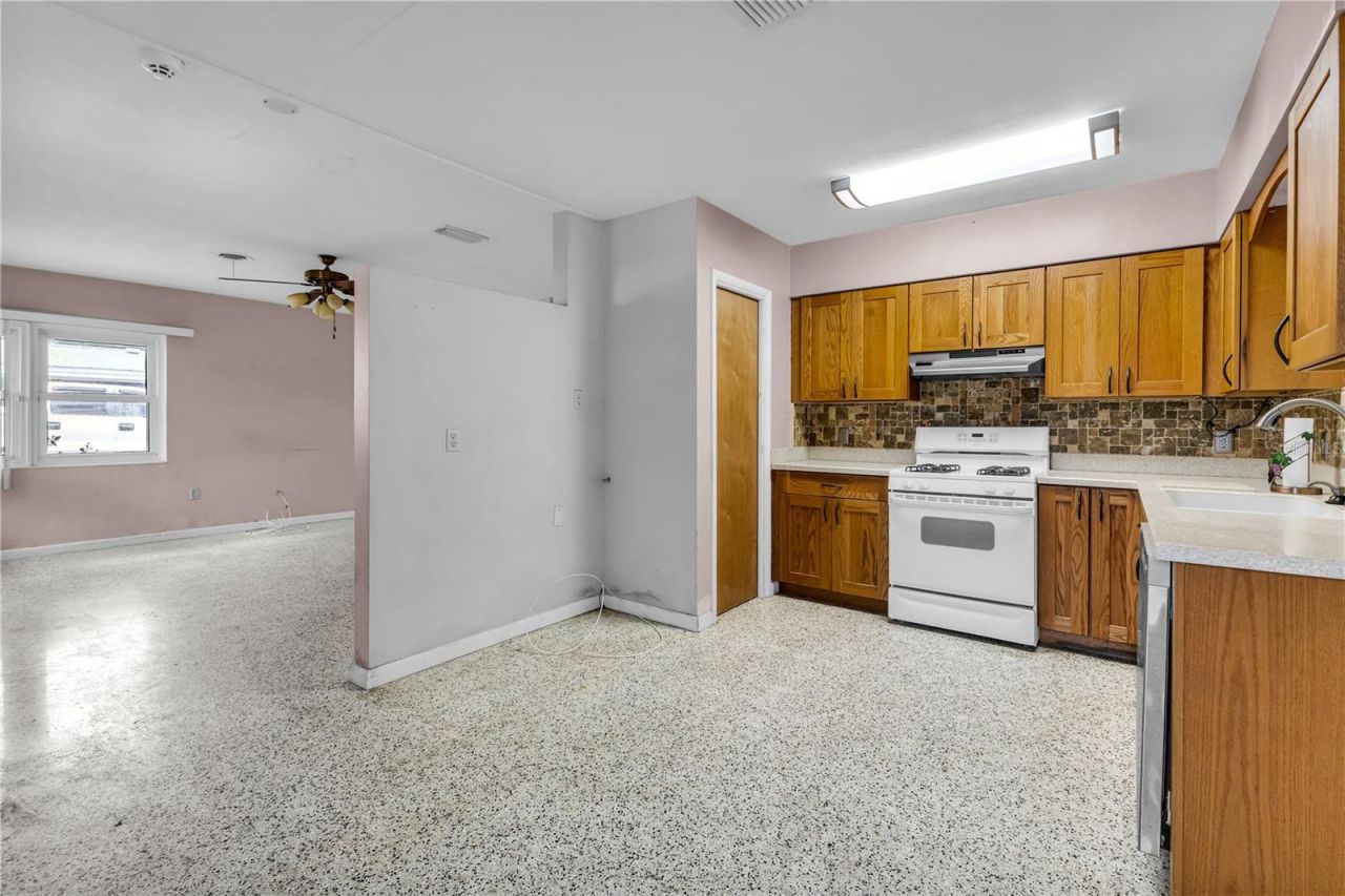 609 20th Avenue W, Bradenton, FL 34205 Photo