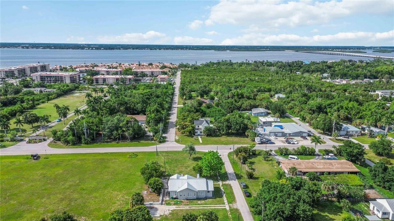 815 Solona Loop , Punta Gorda, FL 33950 Photo