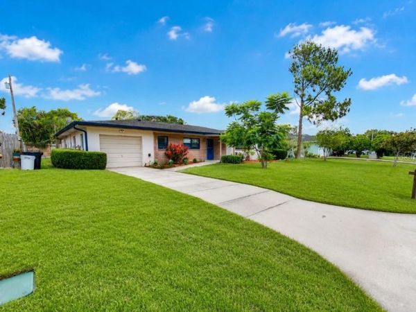164 PINEWOOD AVENUE, CLEARWATER, FL 33765