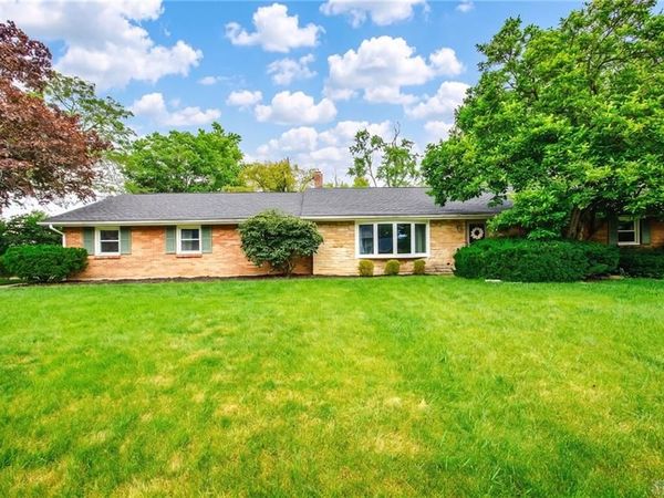 7439 Barr Circle, Dayton, OH 45459