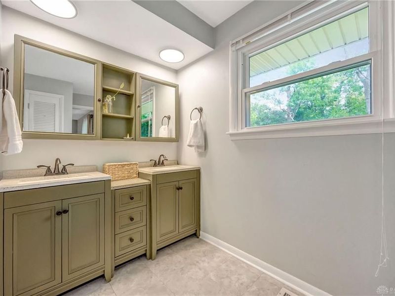 7439 Barr Circle, Dayton, OH 45459 Photo 26