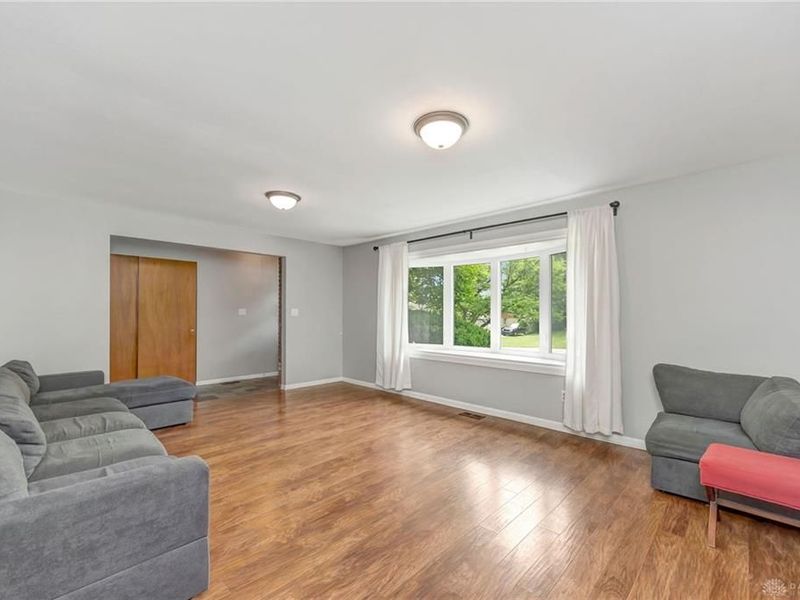 7439 Barr Circle, Dayton, OH 45459 Photo 6