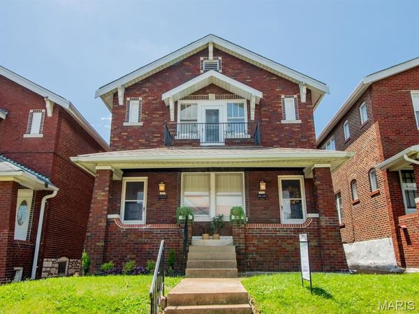 5036 Tholozan Avenue , St Louis, MO 63109