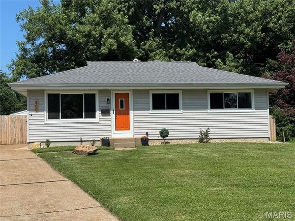 800 Crowder Drive, Florissant, MO 63031