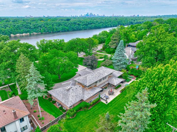 450 Mississippi River Boulevard S, Saint Paul, MN 55105