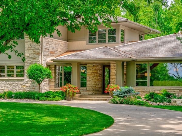 450 Mississippi River Boulevard S, Saint Paul, MN 55105