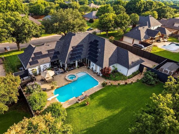 107 Nob Hill Lane, Ovilla, TX 75154