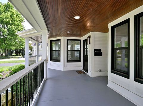Main Photo