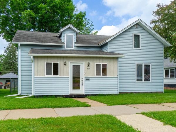 504 N GENESEE STREET, Merrill, WI 54452