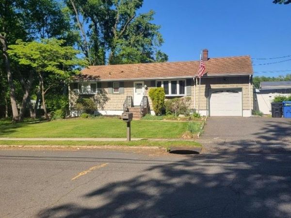 347 Delmore Ave, South Plainfield, NJ 07080