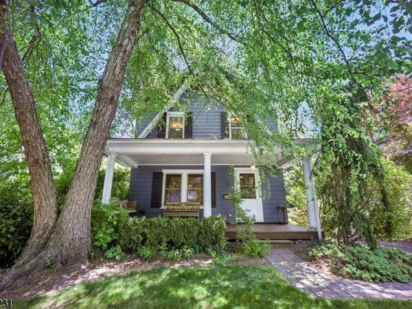 76 MEADOWBROOK Rd, Millburn, NJ 07078