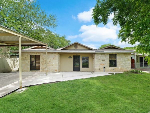 2402 LAKE LOUISE DR, San Antonio, TX 78228