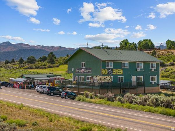 3124 E UTAH STATE HIGHWAY 12 , Panguitch, UT 84759